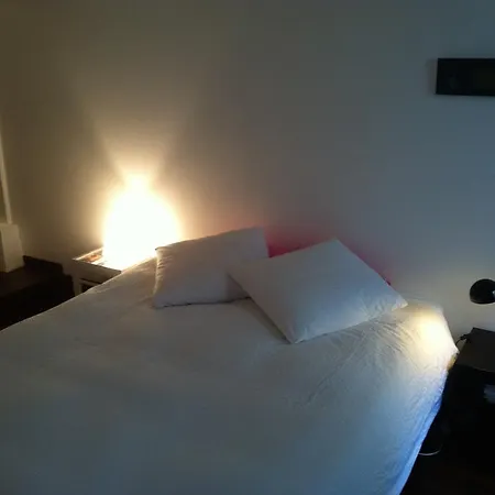 Oda ve Kahvaltı Chambre D'hotes Annelets Paris